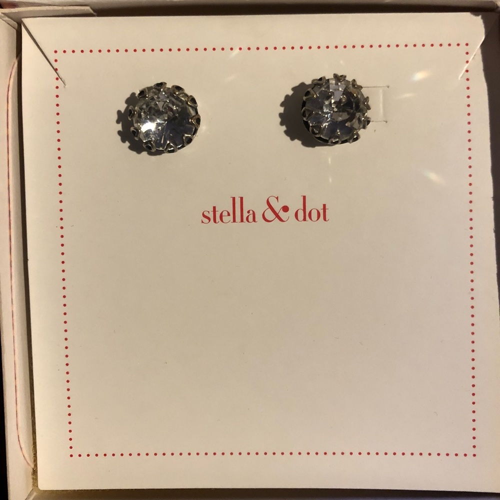 Stella & Dot Nancy Studs